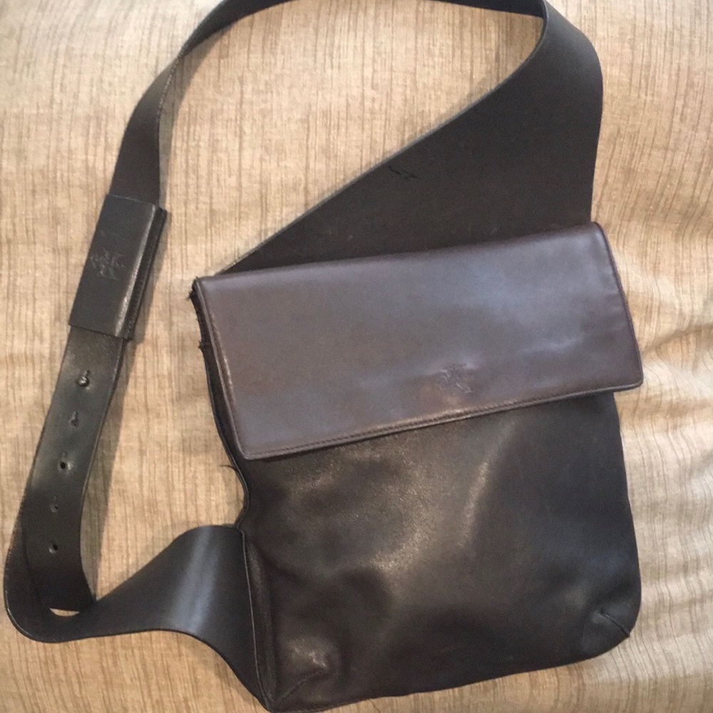 Calvin Klein vintage dark brown  one strap bagpack